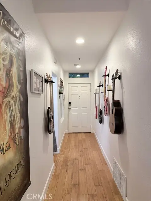 10626 Valley Spring #103, Toluca Lake, CA 91602 - Image #3