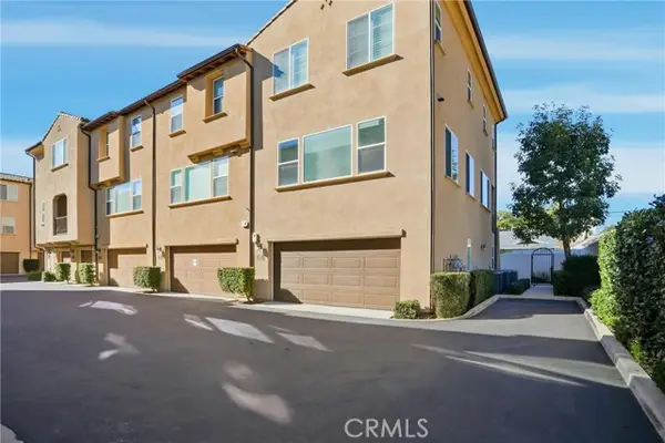 811 N Dalton Ave #105, Azusa, CA 91702