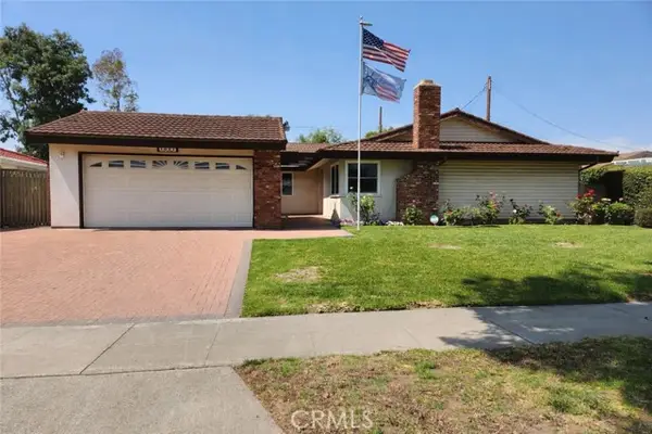 1011 E Chestnut, Orange, CA 92867