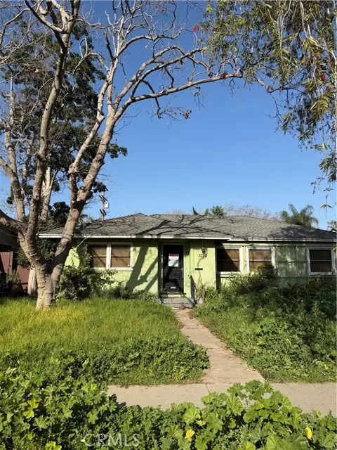 3320 Stoner Avenue, Los Angeles, CA 90066