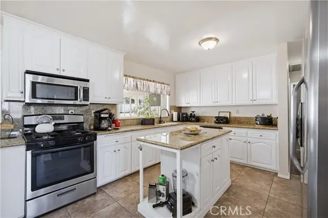 1090 4th, Norco, CA 92860 - Image #3