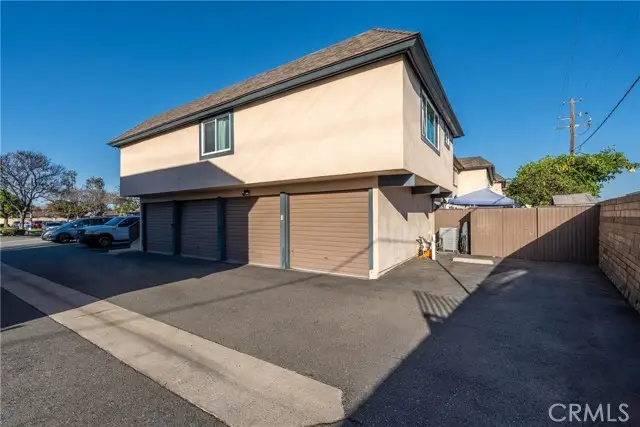 1143 S Clifpark, Anaheim, CA 92805 - Image #2