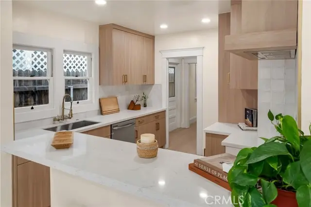 4027 E 11th, Long Beach, CA 90804 - #3