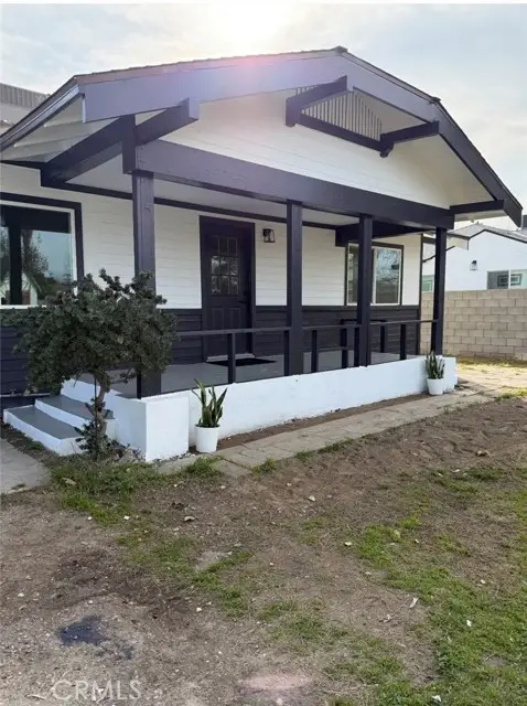 215 8th, Bakersfield, CA 93304 - Image #2