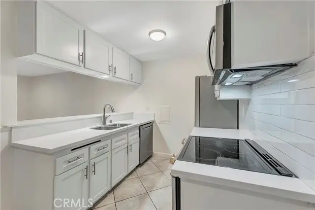 280 Molino #108, Long Beach, CA 90803 - #2