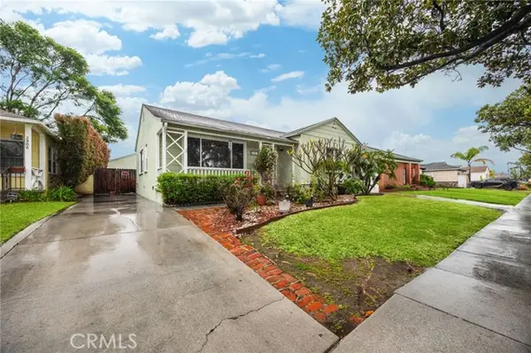 2902 Del Amo Blvd, Lakewood, CA 90712