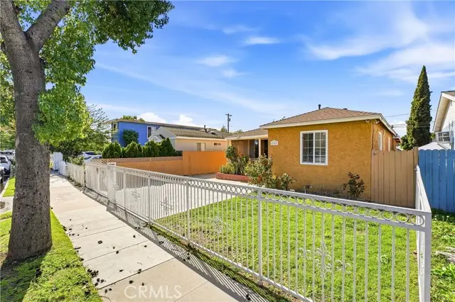 5945 Gardenia Avenue, Long Beach, CA 90805 - #3
