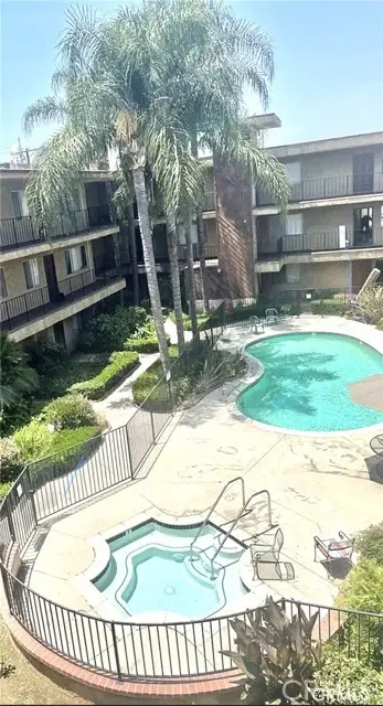 8505 Columbus #210, North Hills (los Angeles), CA 91343