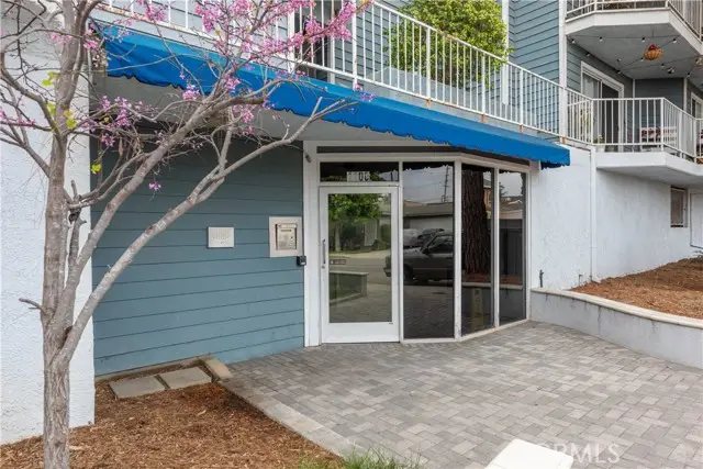 1100 Euclid Avenue #304, Long Beach, CA 90804 - #1