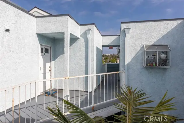 1100 Euclid Avenue #304, Long Beach, CA 90804 - #2