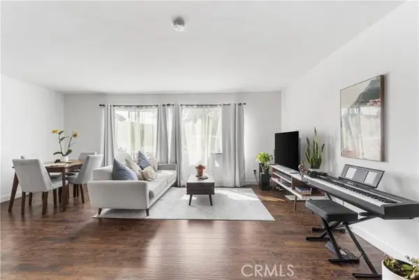 3045 E Theresa #1, Long Beach, CA 90814