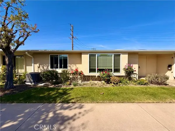 1520 Northwood Road #244E, Seal Beach, CA 90740