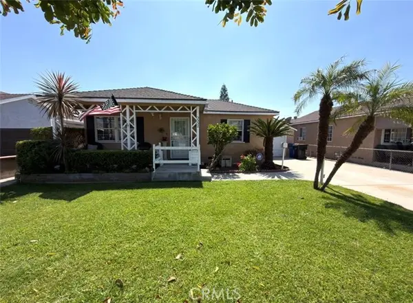 5552 Vonnie, Cypress, CA 90630