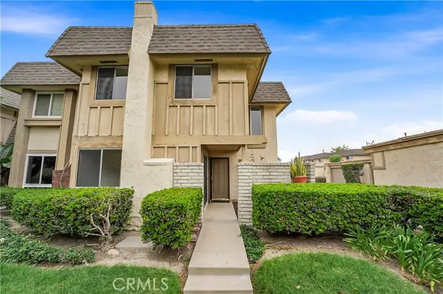 2012 E Figwood Lane, Anaheim, CA 92806 - #1