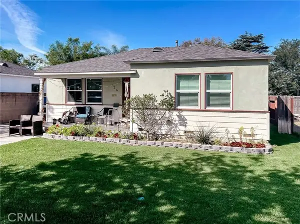 826 N Orange, Orange, CA 92867