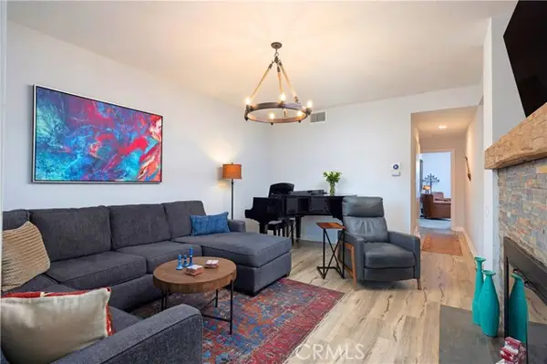 4713 E 4th Street, Long Beach, CA 90814