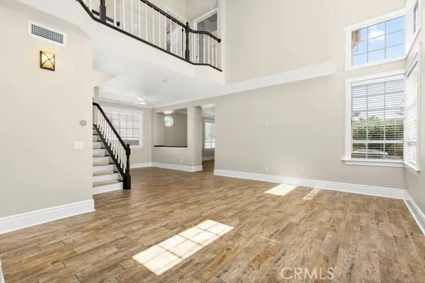 6 Aprilla, Irvine, CA 92614