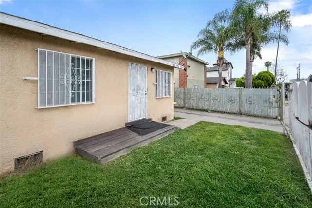 213 E 87th Pl, Los Angeles, CA 90003 - #3