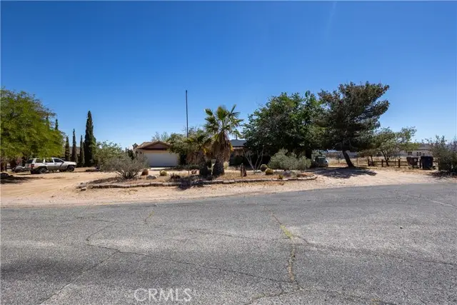 3809 Hanford, Yucca Valley, CA 92284 - #1