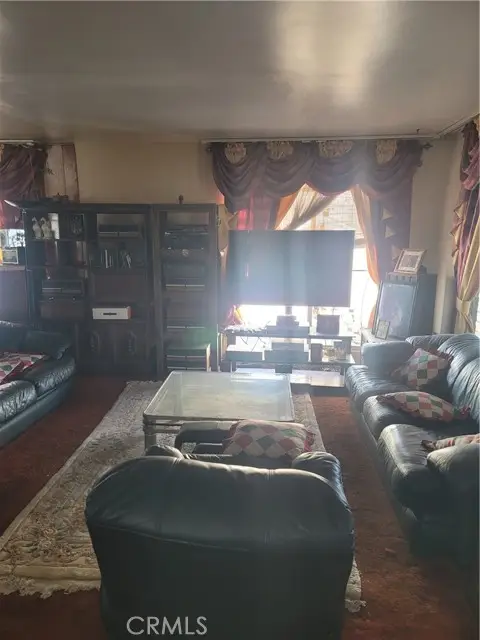 1153 S Kenmore Avenue, Los Angeles, CA 90006 - Image #3