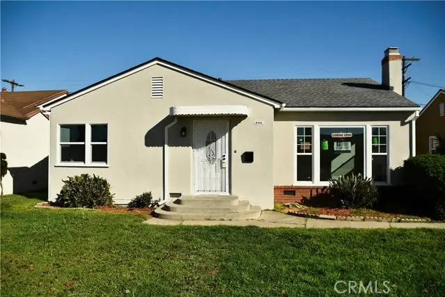 9106 S Gramercy Place, Los Angeles, CA 90047 - #2