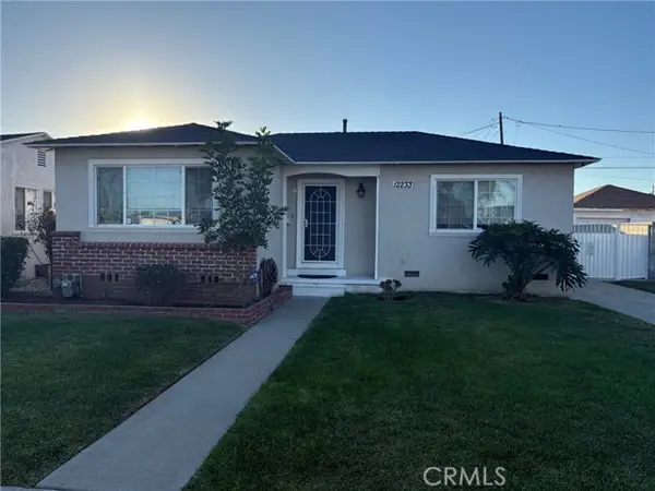 12233 Compton Avenue, Los Angeles, CA 90059