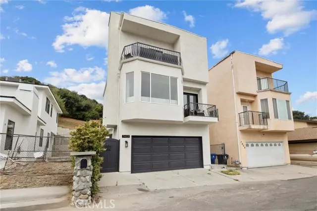 7422 Valaho, Tujunga, CA 91042 - #2