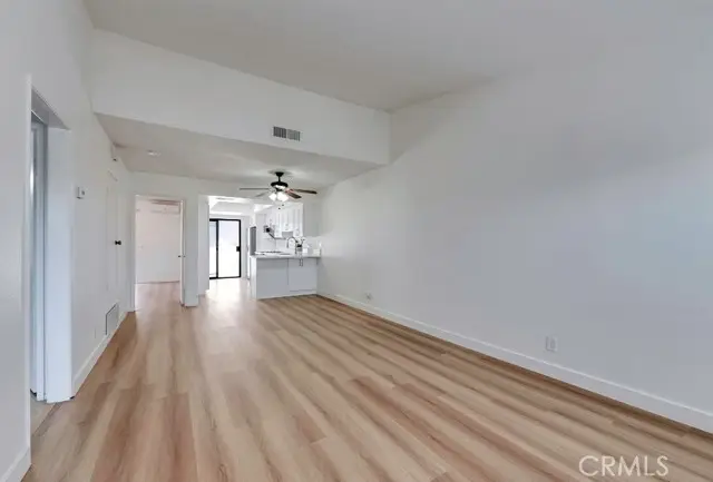 10425 Hayford Street #B, Bellflower, CA 90706 - #3