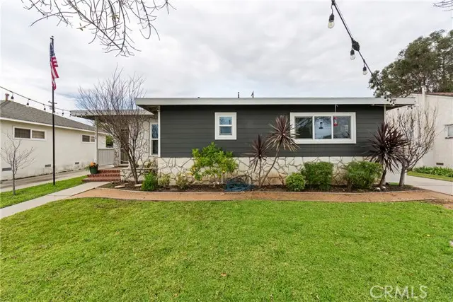 2335 Carfax Avenue, Long Beach, CA 90815 - #1