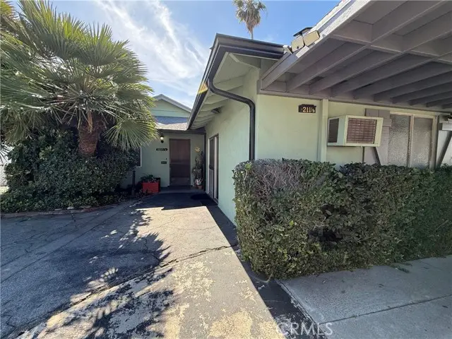 2211 Casitas Avenue, Altadena, CA 91001 - #1
