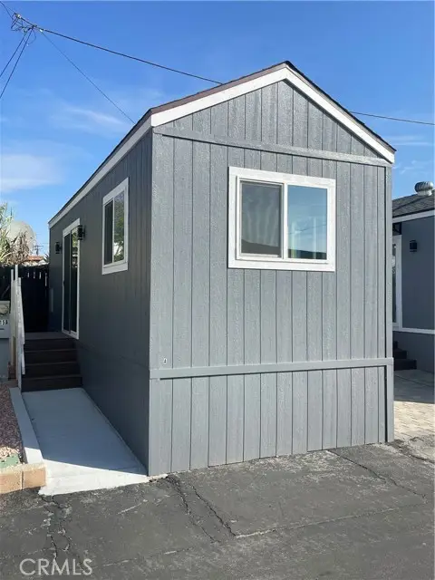 1020 Bradbourne Avenue, Duarte, CA 91010