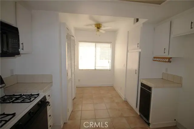 9906 Owensmouth #12, Chatsworth, CA 91311 - #3