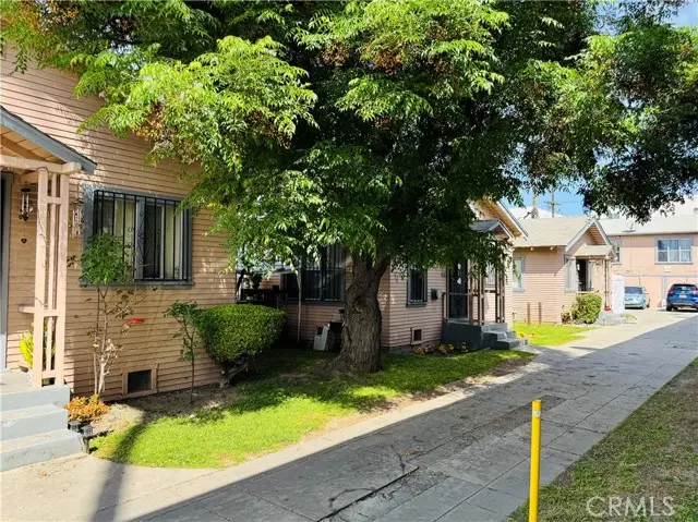 613 W 80th, Los Angeles, CA 90044 - #2