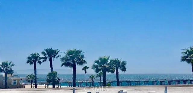 15 15th Street #22, Hermosa Beach, CA 90254 - Image #1