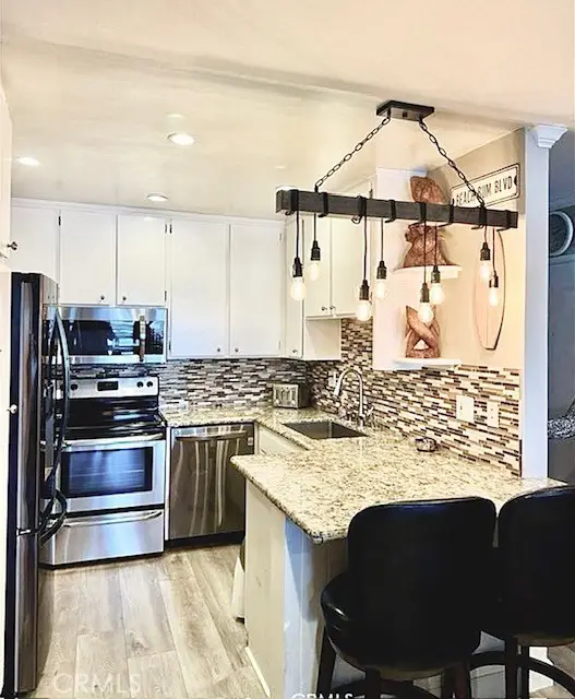 15 15th Street #22, Hermosa Beach, CA 90254 - Image #3