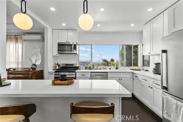 2067 Mayview Drive, Los Angeles, CA 90027