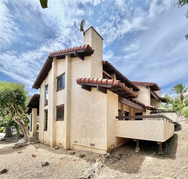 35 Cabrillo Drive, Avalon, CA 90704 - #3