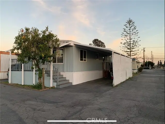 435 E Gardena Boulevard #10, Gardena, CA 90248 - Image #2