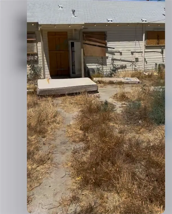 234 S Carmalita Street, Hemet, CA 92543