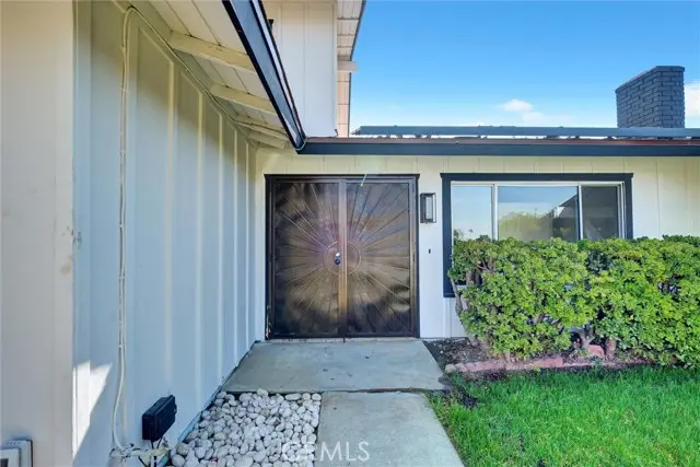 18106 Coltman Avenue, Carson, CA 90746 - Image #2