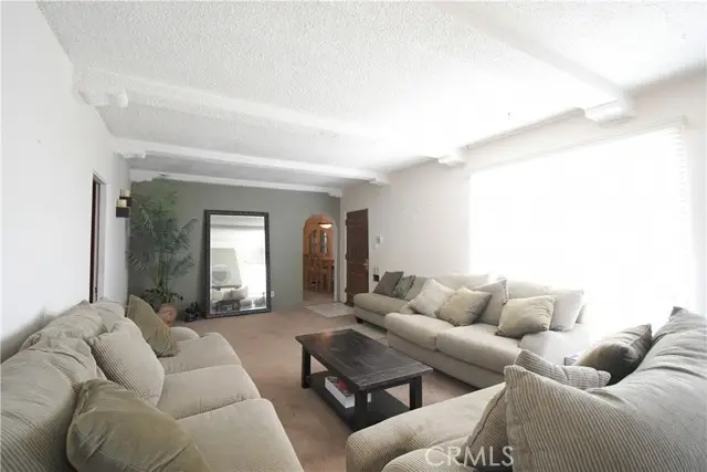 1815 W 108th Street, Los Angeles, CA 90047 - Image #2