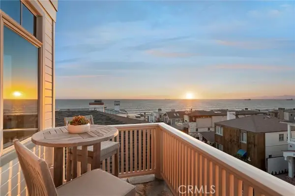 220 20th Street, Manhattan Beach, CA 90266