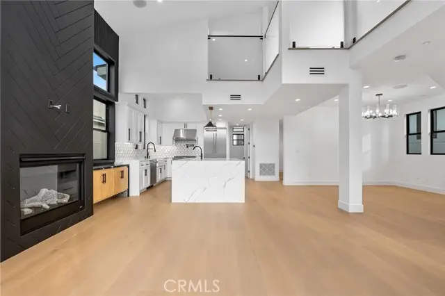 110 S Irena Avenue #A, Redondo Beach, CA 90277 - Image #3