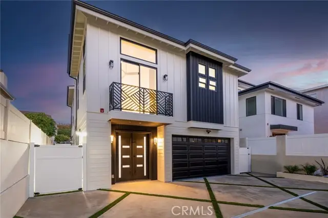 110 S Irena Avenue #B, Redondo Beach, CA 90277 - Image #1