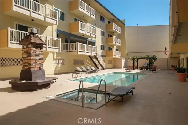 1707 Pacific Coast Highway #413, Hermosa Beach, CA 90254 - Image #1