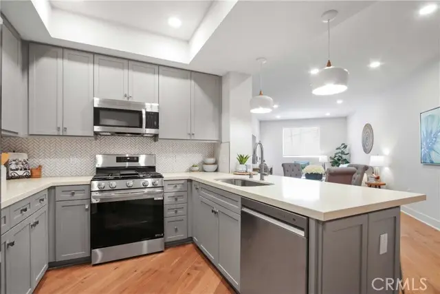 927 Deep Valley Drive #106, Rolling Hills Estates, CA 90274 - Image #2