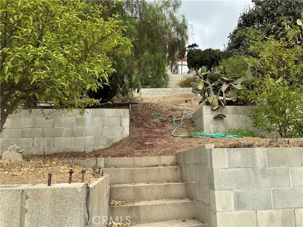 1947 Delta, Los Angeles, CA 90026