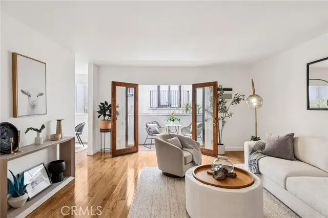 947 16th Street #5, Santa Monica, CA 90403 - Image #1