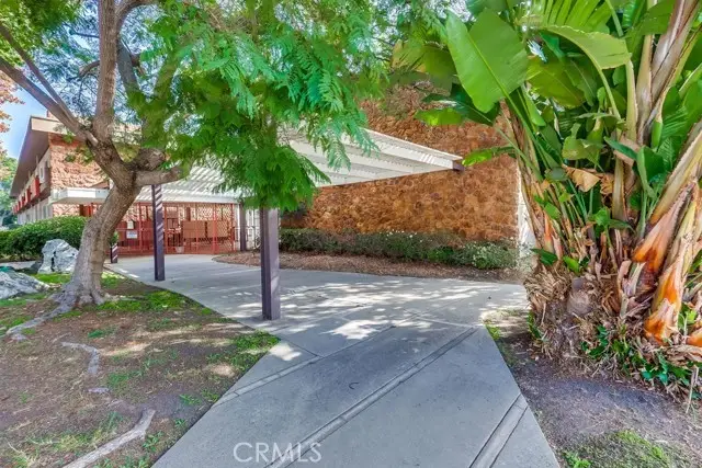 11120 Queensland #H57, Los Angeles, CA 90034 - Image #2