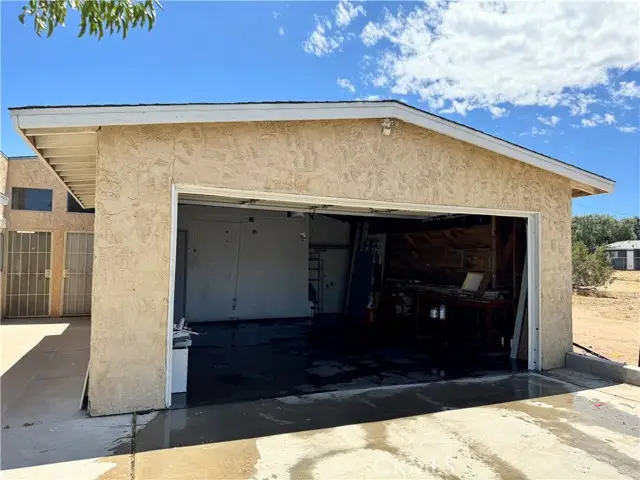 16209 Juniper Street, Hesperia, CA 92345 - Image #3